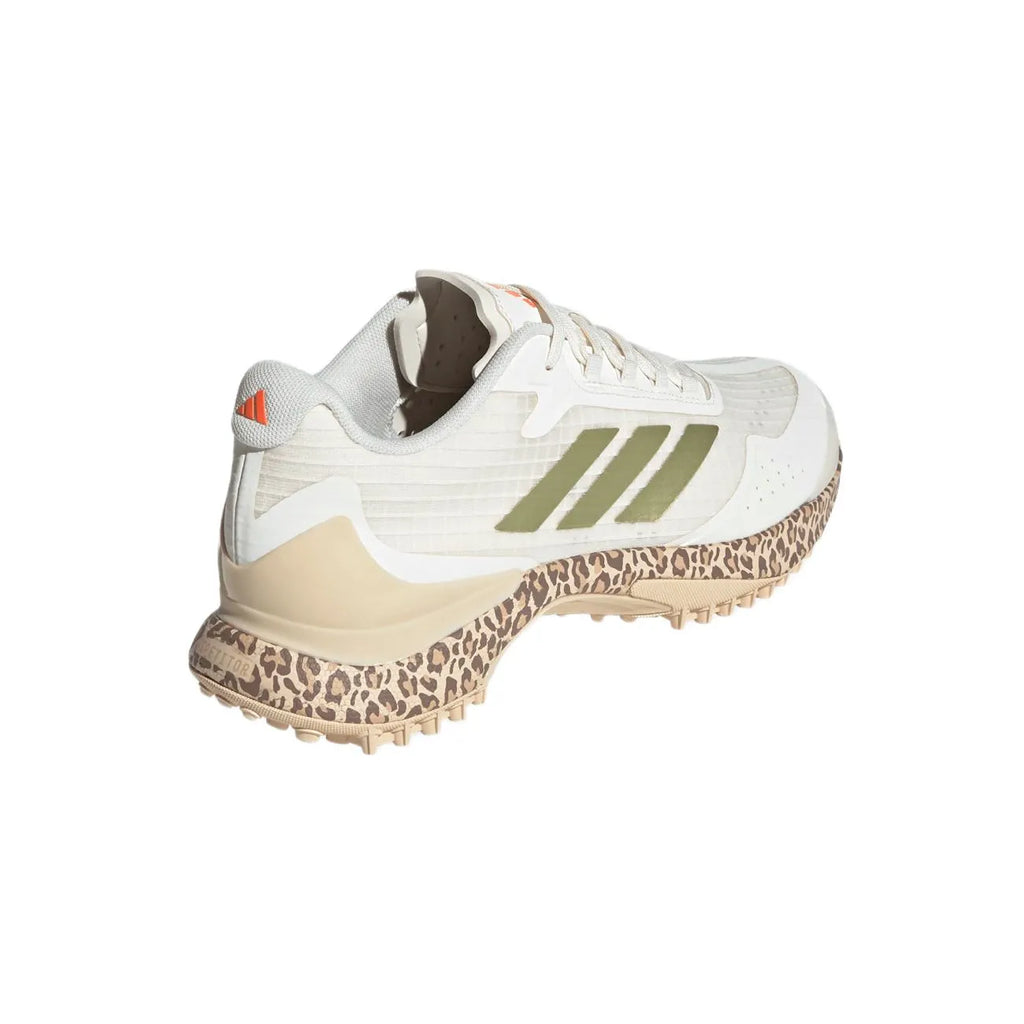 Fabeoa ¿Comprar Adidas Fabela X Empower White? | Zapatillas de hockey Adidas ...